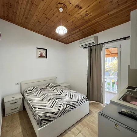 Golden Villa Ksamil Room photo